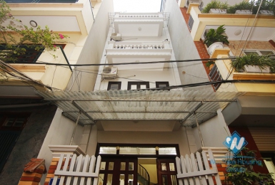 Nice 04 bedrooms house for rent in Dang Thai Mai Street, Tay Ho district.